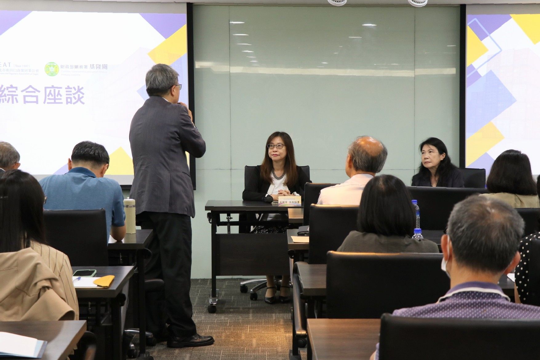 基隆關走動式服務假台北市進出口商業同業公會 舉辦通關宣導-2